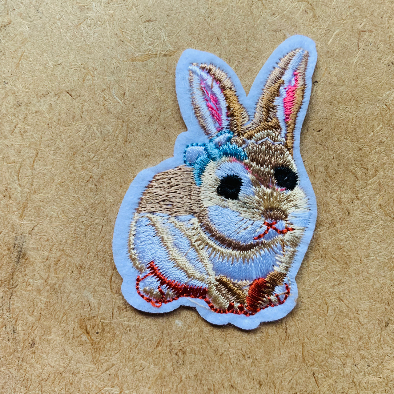 1pc Rabbit bunny Embroidered Patch Cloth Iron On Applique craft sewing
